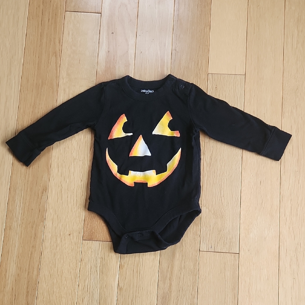 GAP Black Baby Onesie with Pumpkin Design